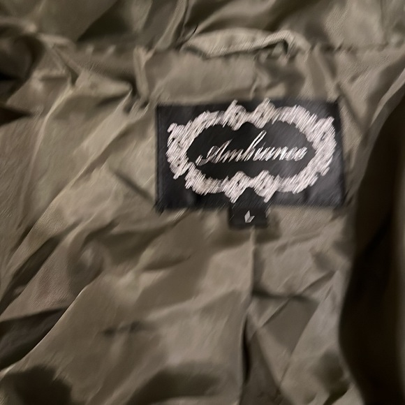 Utility jacket - Picture 2 of 4